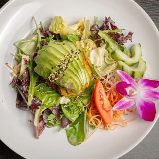 Spicy Tuna & Avocado Salad