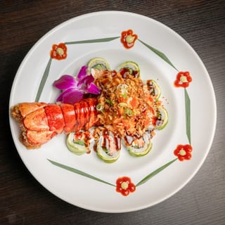 Lobster Luva Roll
